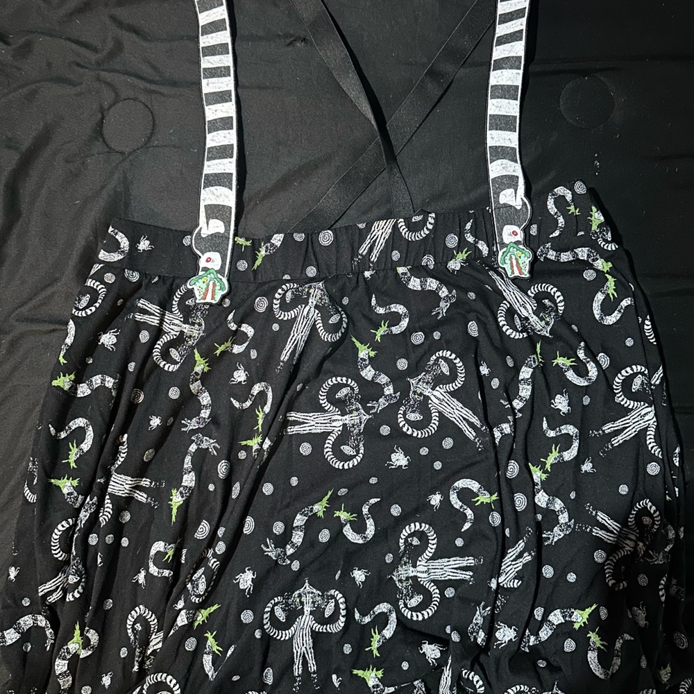Women’s Plus Size Beetlejuice suspenders
